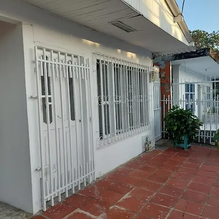 Casadospalmas Pensión *